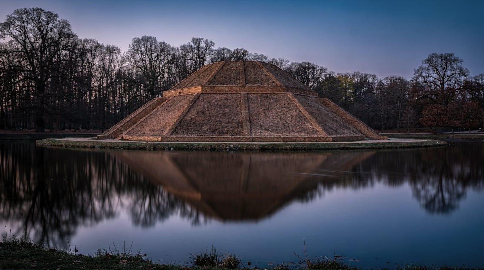 Cottbus — kultura łużycka, park Pücklera i nowe Łużyckie Jeziora, Germany