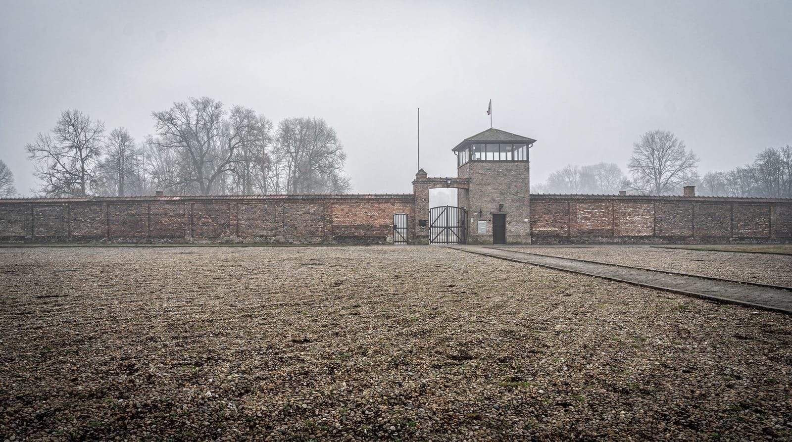 Sachsenhausen Memorial — Concentration Camp Memorial in Oranienburg
