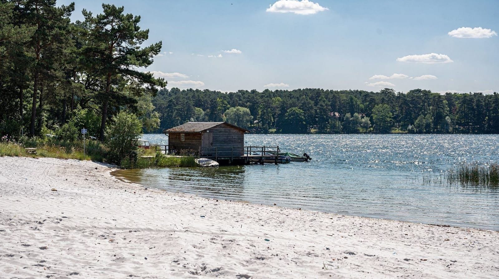 Wannsee — El lago de baño de Berlín y la villa de la Solución Final