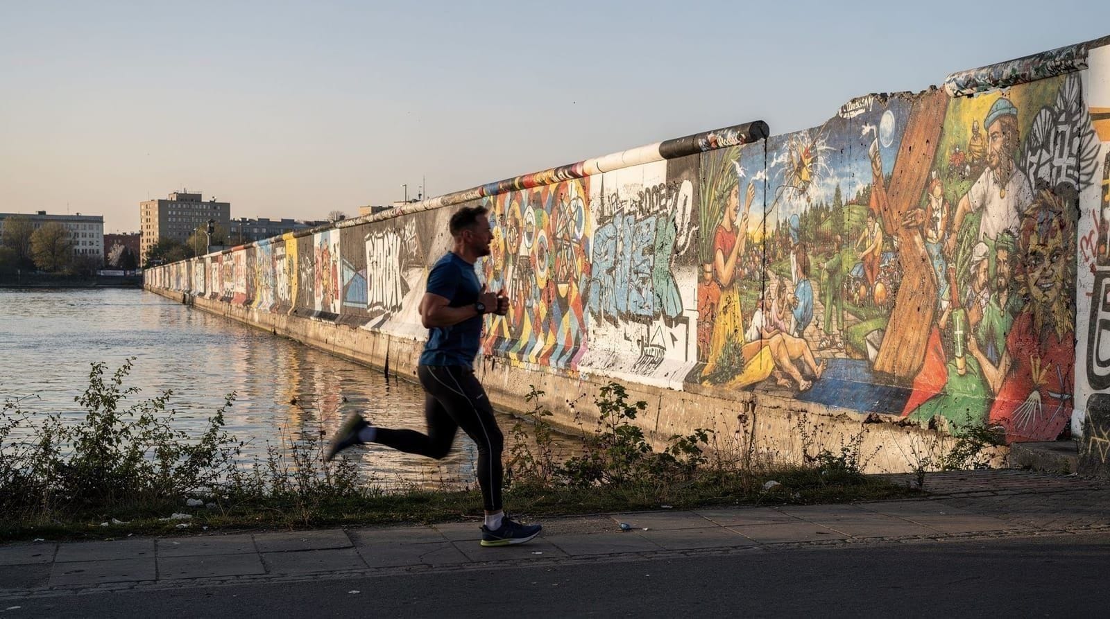 Guía completa del Muro de Berlín — dónde verlo, qué queda y por qué importa