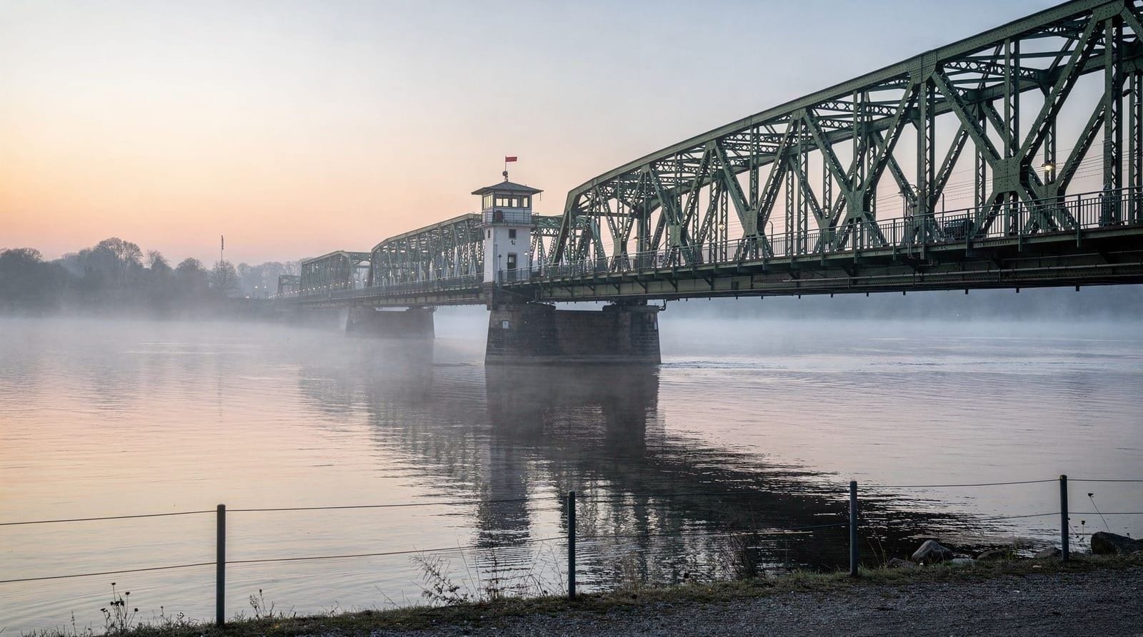 Cold War espionage in Berlin: Glienicke Bridge, tunnels and the spy city