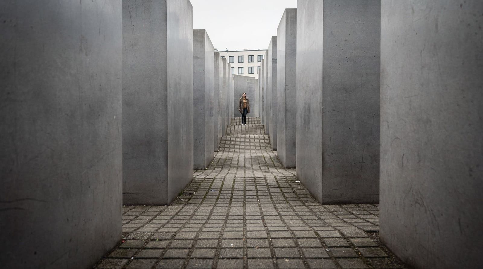 Mémorial aux Juifs assassinés d'Europe — champ de stèles, centre d'information et visite