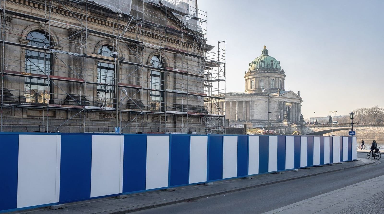 Pergamonmuseum Berlino 2026: cosa è chiuso, cosa vedere invece e come non farsi cogliere di sorpresa — Il Pergamonmuseum è chiuso fino a giugno 2027. Cosa non si può vedere, cosa è an