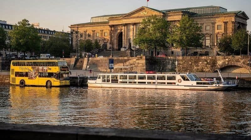 Berlin: Big Bus Hop-On Hop-Off Tour with Boat Cruise Option
